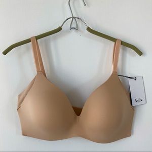Knix WingWoman Contour Bra